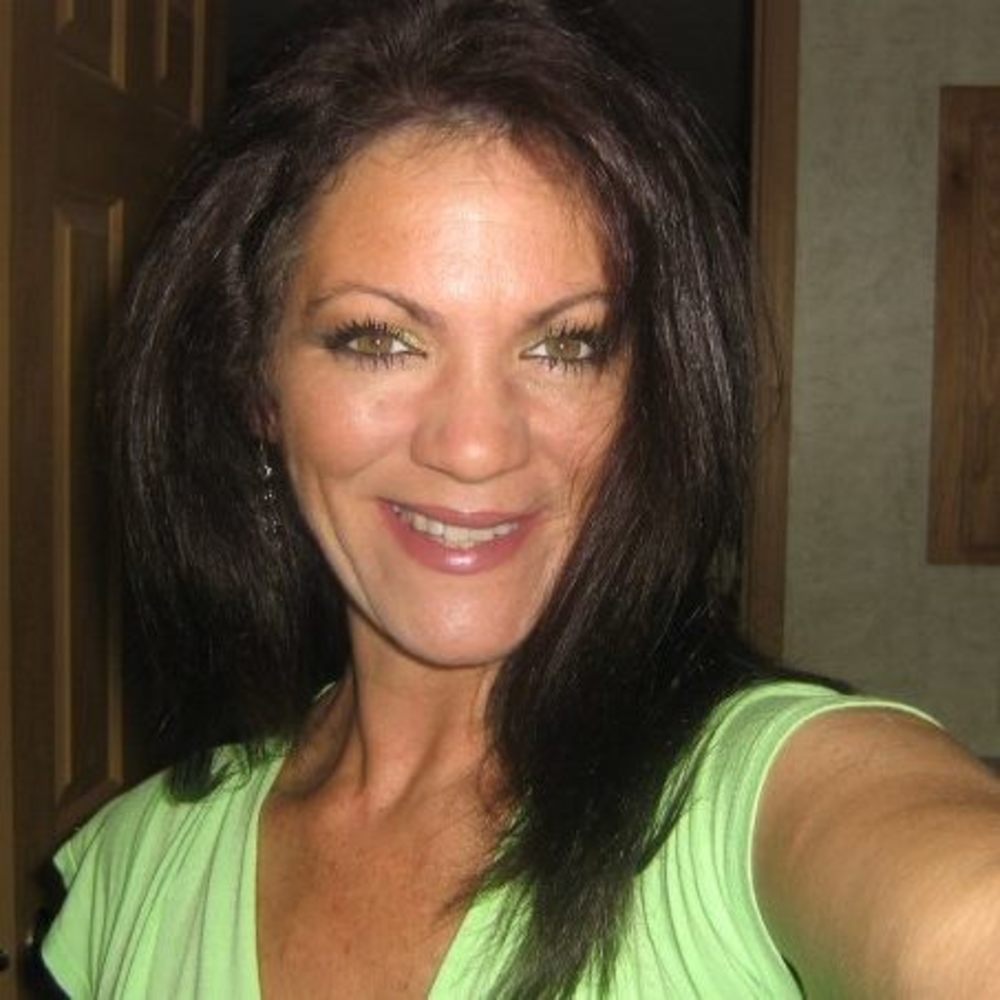 Meet your Posher, Denise
